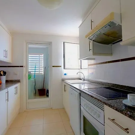 Apartament Beautiful Seaside Vasilisa With Sea, Yacht Club & Roch Of Ifach Views In Calpe