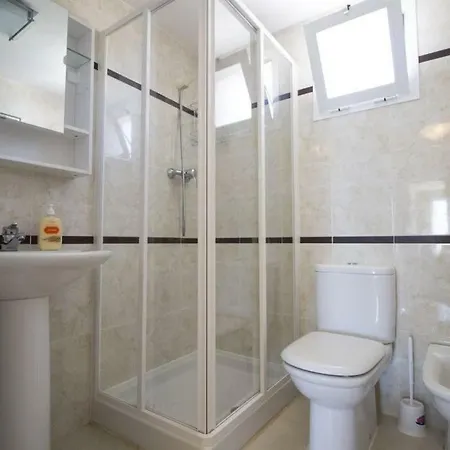 Beautiful Seaside Vasilisa With Sea, Yacht Club & Roch Of Ifach Views In Apartament Calpe